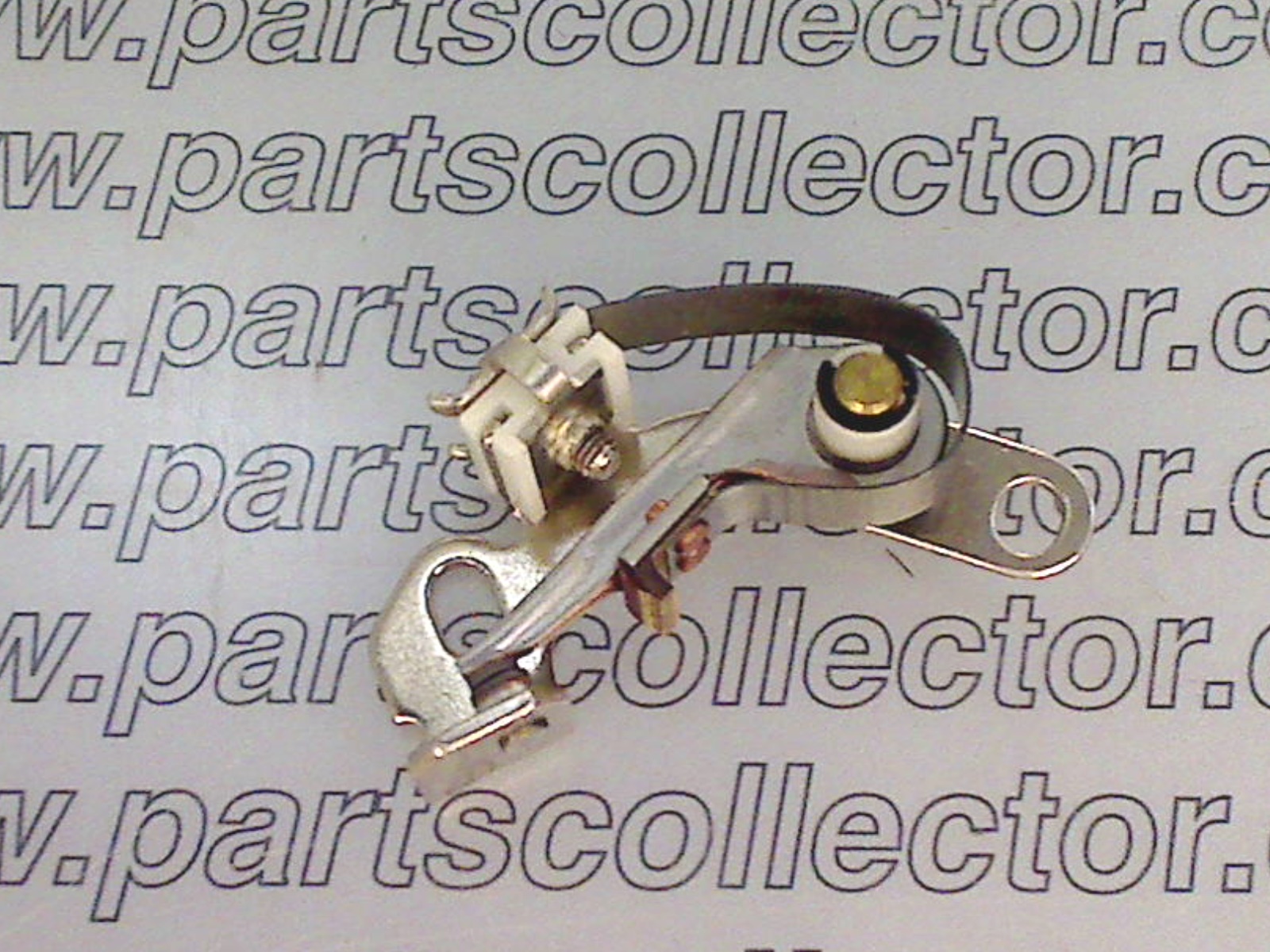 BOSCH 1237013805 Ignition code 10110 compatible with: AUTOBIANCHI A111, BOSCH BOSCH, FIAT 124, FIAT 125, FIAT 127, FIAT 130, FIAT 131, FIAT 132, FIAT 238, FIAT 241, FIAT 242, FIAT ARGENTA, FIAT DUCATO, LANCIA BETA